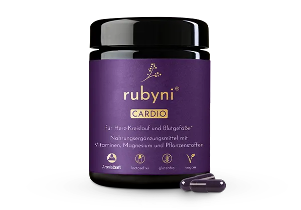 rubyni® CARDIO – für Herz, Kreislauf & gesunde Blutgefäße Dunkles Glasfläschchen rubyni® CARDIO auf weißem Hintergrund – veganes, glutenfreies Nahrungsergänzungsmittel für Herz-Kreislauf-System und Blutgefäße mit Vitaminen, Magnesium und pflanzlichen Inhaltsstoffen