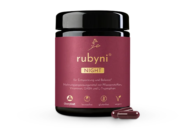 rubyni® NIGHT – für Entspannung, Balance & nächtliche Regeneration Dunkles Glasfläschchen rubyni® NIGHT auf weißem Hintergrund – veganes, glutenfreies Nahrungsergänzungsmittel für Entspannung und innere Balance mit Pflanzenstoffen, Vitaminen, GABA und L-Tryptophan